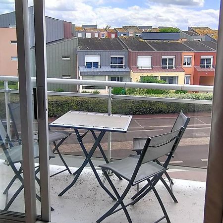 Appartement Au Pied De La Plage - Balcon - Parking Courseulles-sur-Mer Dış mekan fotoğraf