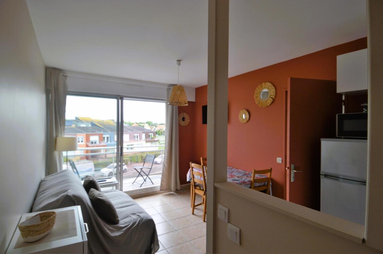 Appartement Au Pied De La Plage - Balcon - Parking Courseulles-sur-Mer Dış mekan fotoğraf