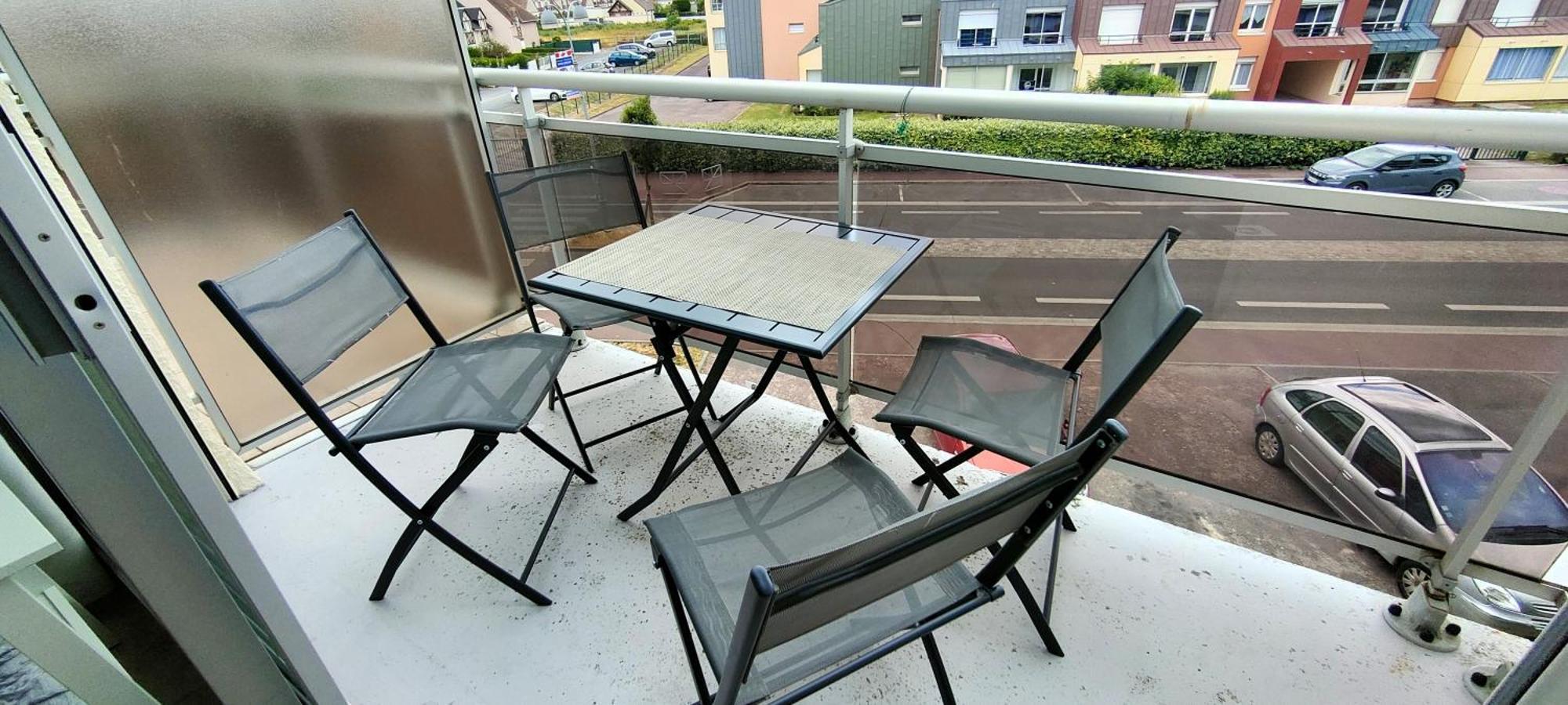 Appartement Au Pied De La Plage - Balcon - Parking Courseulles-sur-Mer Dış mekan fotoğraf