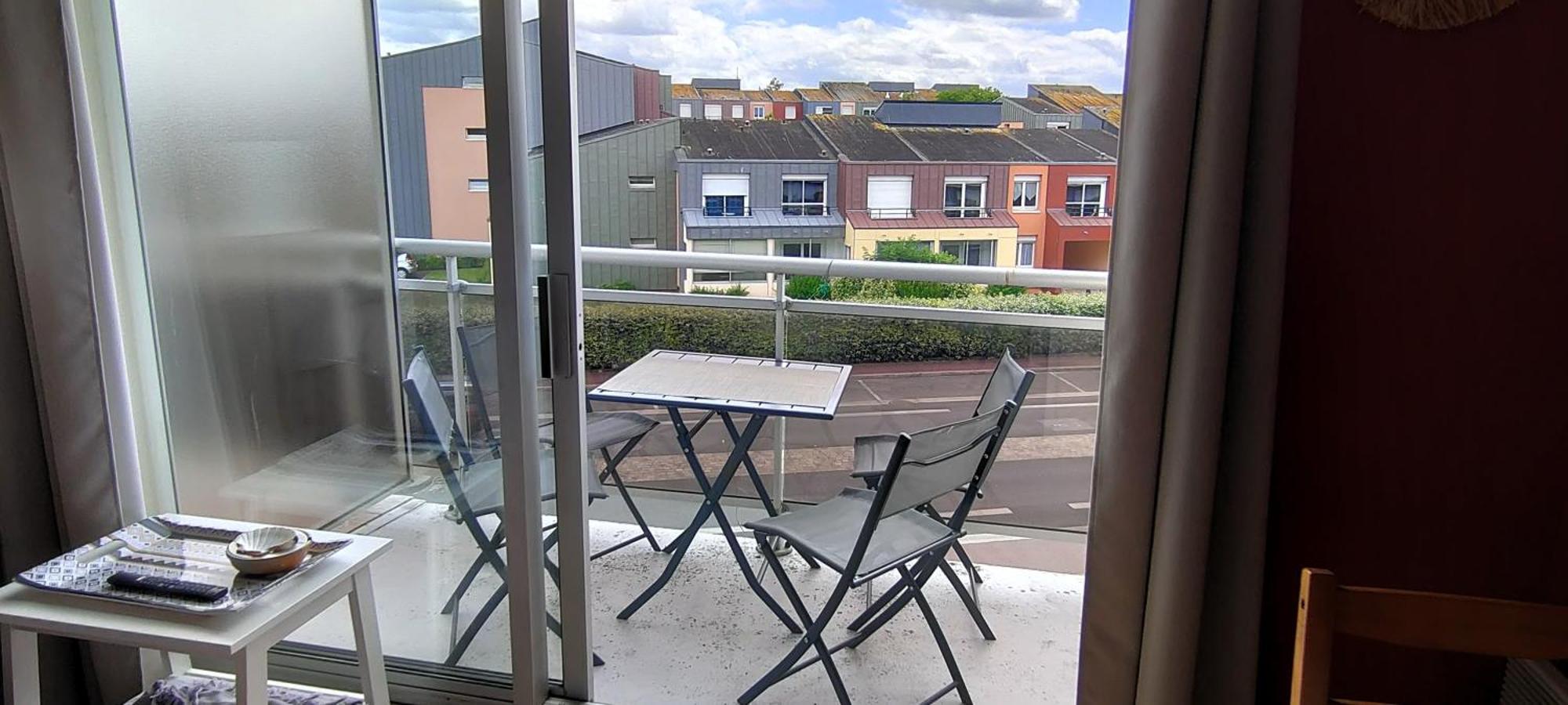 Appartement Au Pied De La Plage - Balcon - Parking Courseulles-sur-Mer Dış mekan fotoğraf